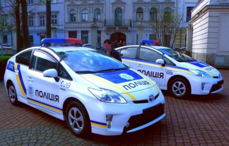 Львовские активисты недовольны работой новой полиции (ТВ, видео)