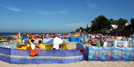 Это интересно: зачем польские отдыхающие делят пляж на приватные зоны? ФОТО