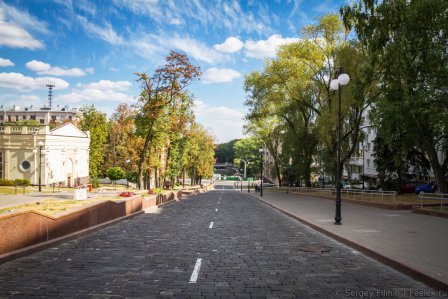 Минск - до неприличия хорошие дороги и европейская чистота. ФОТО