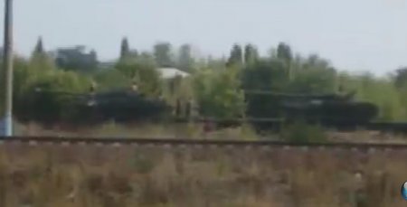 РФ готується перекинути в Україну ешелон з танками. ВІДЕО