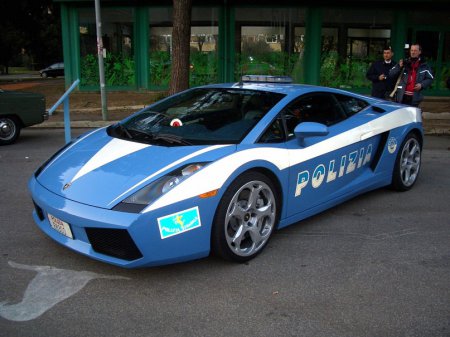 В автопарке столичной полиции появится Lamborghini