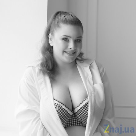 Украинка с самой большой натуральной грудью снялась в откровенной фотосессии. ФОТО