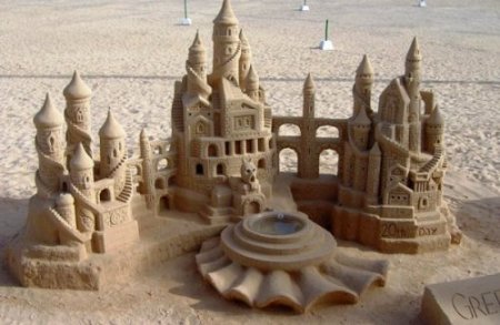 Невероятная ручная работа: реалистичные замки из песка. ФОТО