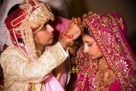 Неожиданные свадебные традиции разных народов мира