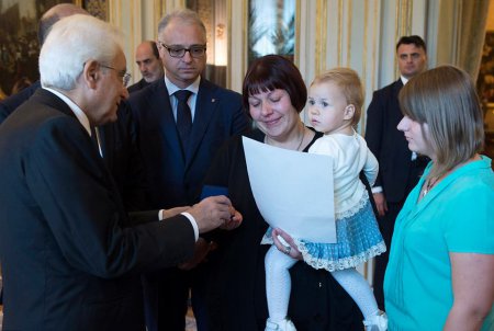 Родині загиблого від рук бандитів українця президент Італії вручив почесну нагороду