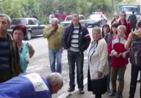 На Львовщине водитель сбил четырех детей и скрылся (ТВ, видео)