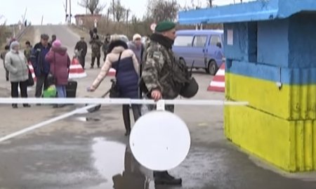 С территории Украины на территорию "ЛНР" теперь можно попасть пешком (ТВ, видео)