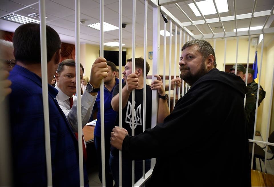 Мосийчук после голодовки и громких заявлений вышел на свободу (видео)