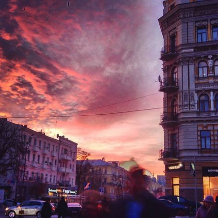 Київ був шокований фантастичним заходом сонця. ФОТО