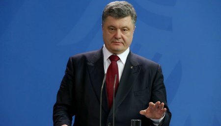 Порошенко обещает украинское гражданство иностранцам, воевавшим в зоне АТО