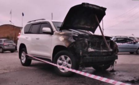 В Сумах сожгли машину депутата (ТВ, видео)
