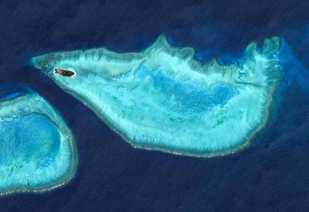 Удивительные острова. Фото из космоса
