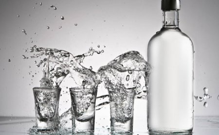 10 нестандартных способов использования водки