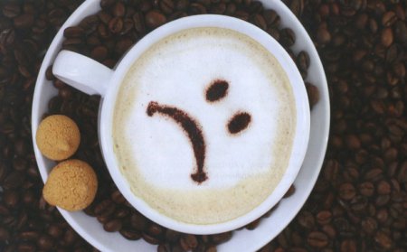 5 бодрящих напитков, заменяющих кофе