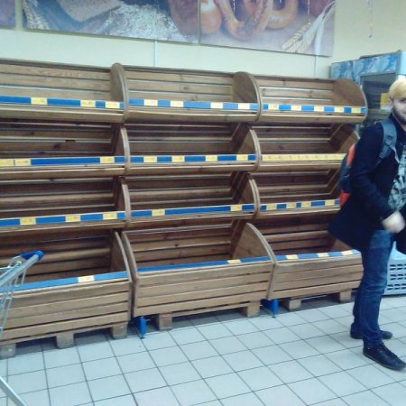 В Ялті триває пекло»: немає ні світла, ні хліба, ні води (ФОТО)