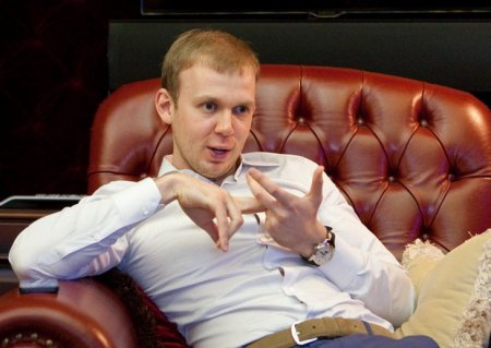 Побіжний олігарх Курченко і його українські і російські друзі