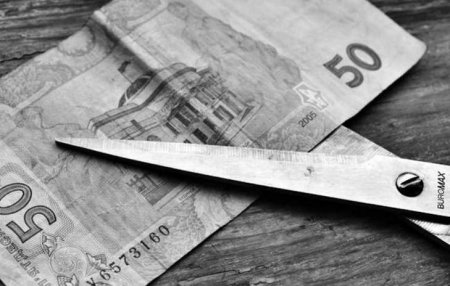 З кожних зароблених 100 гривень держава забере... Ви не повірите! ВІДЕО