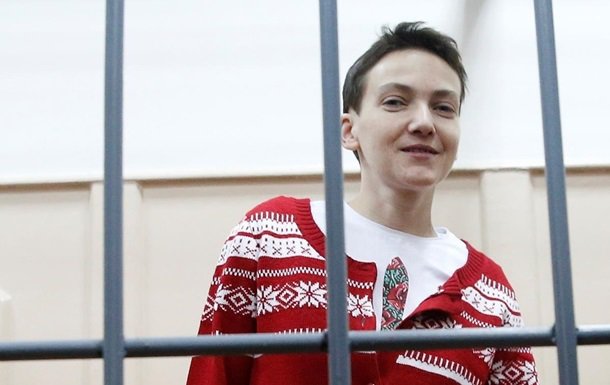 Адвокатов Савченко вогнали в краску из-за селфи в суде