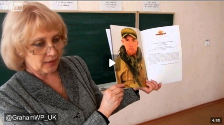 Донецкие дети изучают в школе боевые заслуги героев ДНР. ВИДЕО