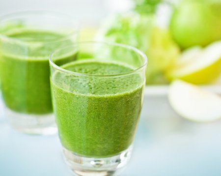 10 рецептов зеленых смузи для здоровья и похудения