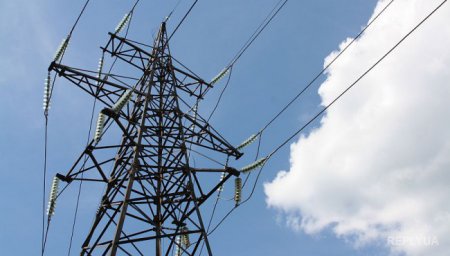 Мнение: почему подключили электричество в Крым