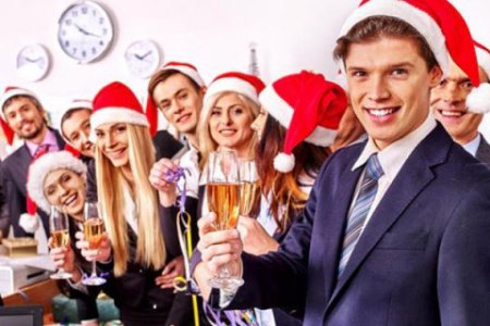 Господині на замітку: як не напитися на корпоративі