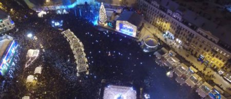 Новорічна "Софія" в Києві з висоти пташиного польоту. Відео