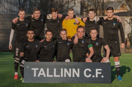 За Эстонию играл клуб футболистов - наркоманов, за что был диквалификовано