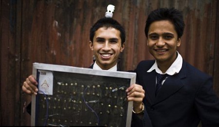 В Непале создали солнечные батареи из человеческих волос