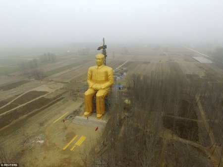 В Китае возводят гигантскую статую Мао Цзедуна. ФОТО