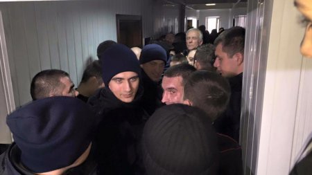 В Оболонском суде судят украинских добровольцев, которых обвиняют в "похищении террористов"