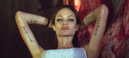 Анджелина Джоли не считает свою худобу болезнью