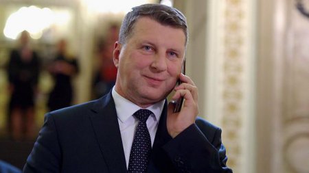 Президент Латвии после операции получит группу инвалидности