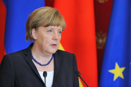 Ангела Меркель: Пребывать на территории Германии беженцы долго не смогут
