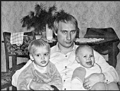 Журналистское расследование: Кто она — старшая дочь Владимира Путина? ВИДЕО