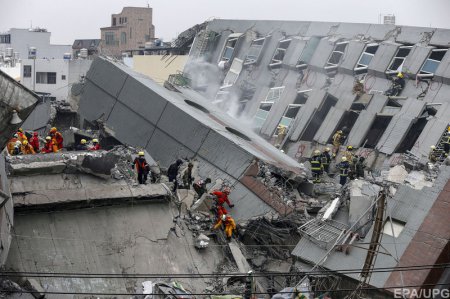 Последствия землетрясения на Тайване. ФОТО