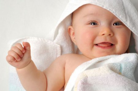 Ученые: Младенцы способны видеть больше, чем взрослые