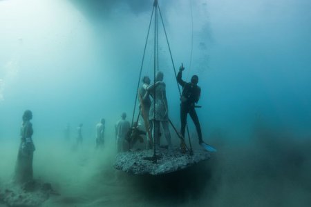 Еще одно чудо света? Подводный музей в Испании