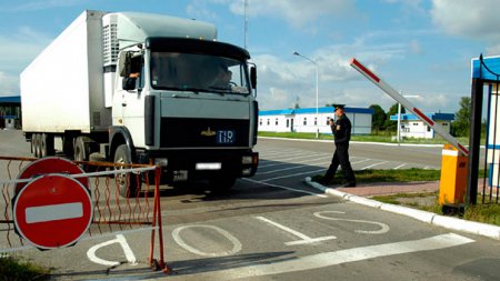 В Россию не будут пускать грузовики с украинскими номерами