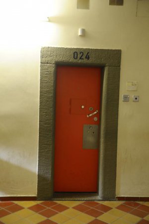Тюрьма, в которой 18 месяцев провел бывший президент "Баварии" Ули Хенесс. ФОТО