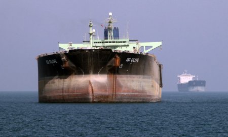 В Европу прибыл первый иранский танкер с нефтью