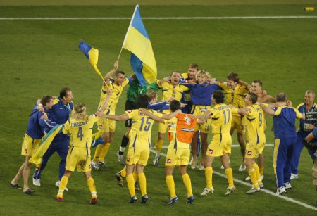 Сборная Украины по футболу - команда великих игроков. ВИДЕО