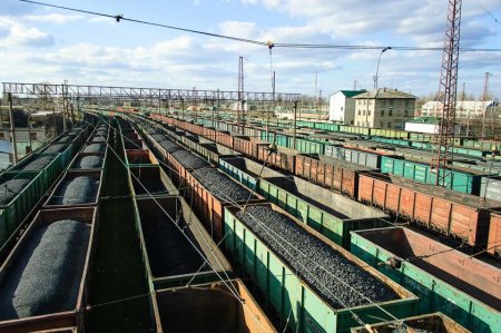 Транзит российского угля, через оккупированные районы - в Украину. ФОТО