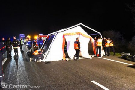 В страшном ДТП во Франции погибли 12 человек. ФОТО