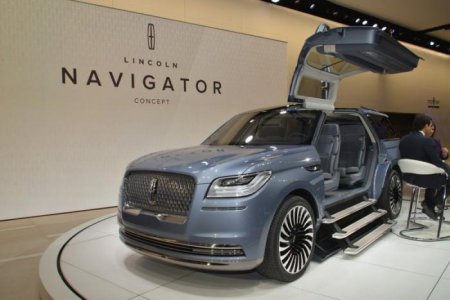 Lincoln представил смелый концепткар - новый "легковесный" Navigator. ФОТО