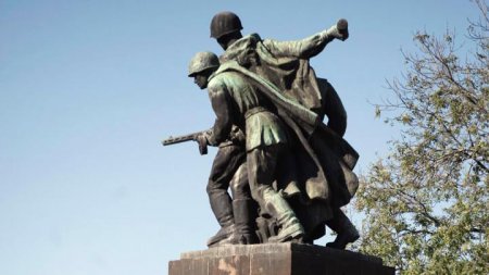 В Польше снесут памятники времен советской эпохи