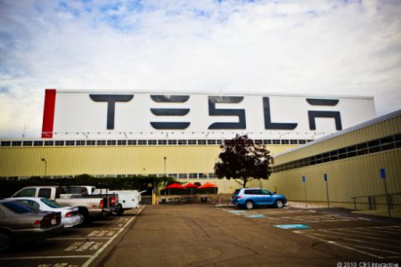 Неофициальная экскурсия по заводу Tesla. ВИДЕО