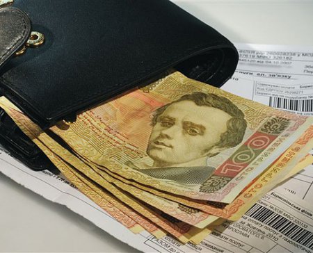 Днепропетровским коммунальным должникам ограничат возможность выезжать заграницу