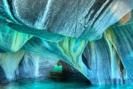 Путешественнику на заметку: Мраморные пещеры Патагонии. ФОТО