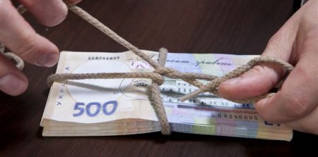Средняя взятка в Украине выросла на 10 тысяч гривен